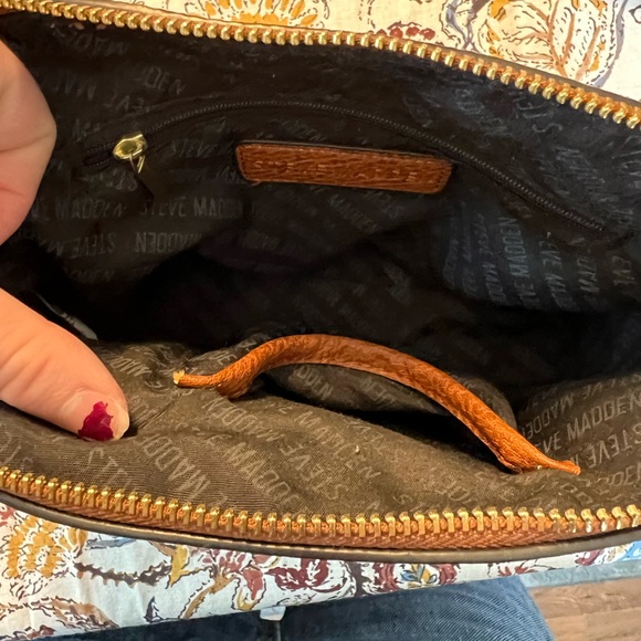 Steve Madden Brown Crossbody - Picture 4 of 4